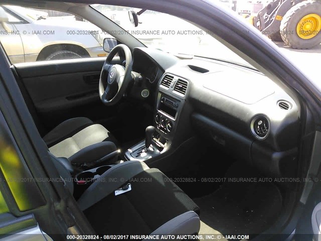 JF1GD61647H508739 - 2007 SUBARU IMPREZA 2.5I GRAY photo 5