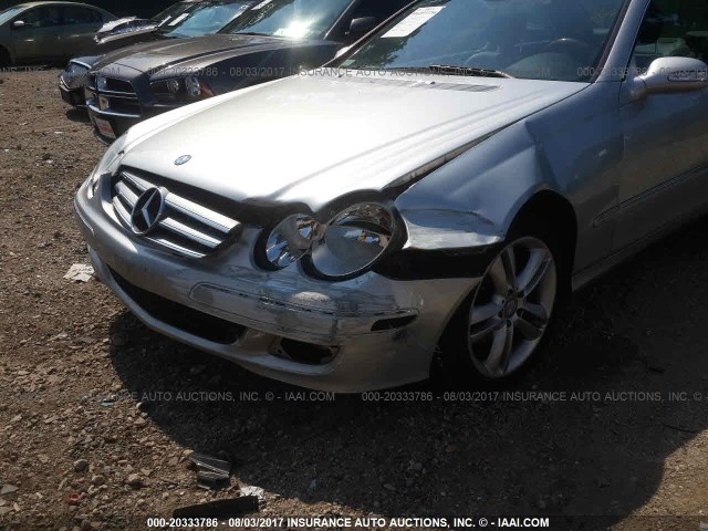 WDBTJ56J67F227268 - 2007 MERCEDES-BENZ CLK 350 SILVER photo 6