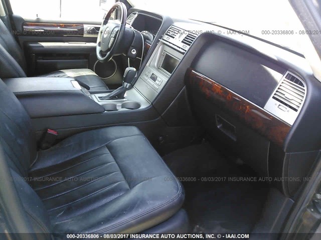 5LMFU27R23LJ50265 - 2003 LINCOLN NAVIGATOR BLACK photo 5