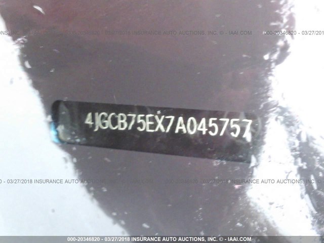 4JGCB75EX7A045757 - 2007 MERCEDES-BENZ R 500 BLACK photo 9