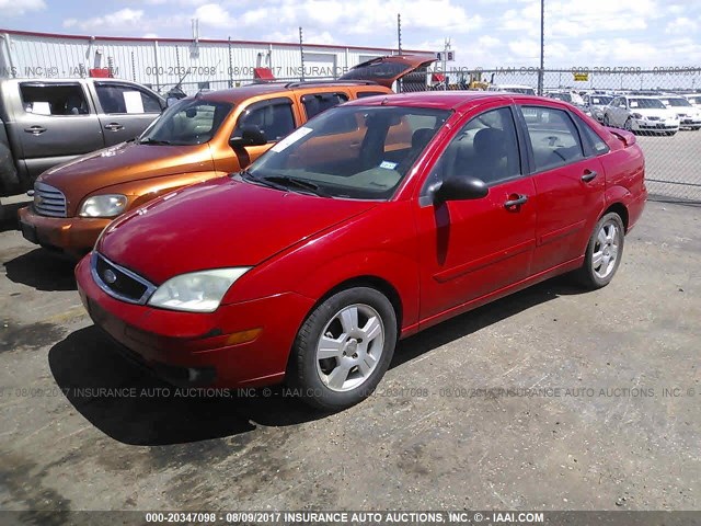 1FAFP34N55W152864 - 2005 FORD FOCUS ZX4 RED photo 2