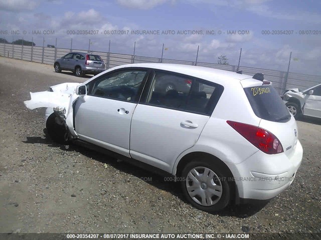 3N1BC1CPXAL411802 - 2010 NISSAN VERSA S/SL WHITE photo 3