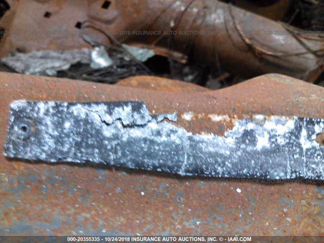 1G11H5SA3DF274563 - 2013 CHEVROLET MALIBU LTZ 银色 照片 9