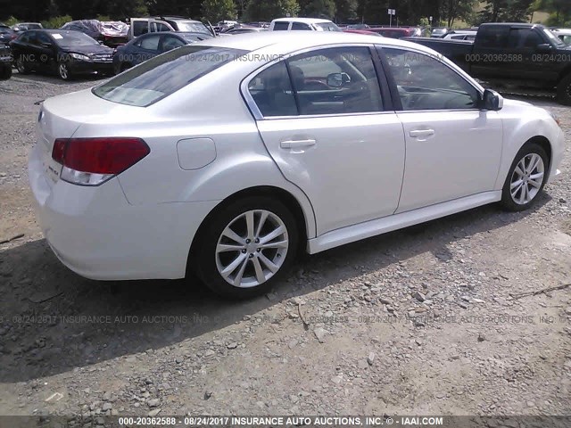 4S3BMBC65D3002761 - 2013 SUBARU LEGACY 2.5I PREMIUM WHITE photo 4