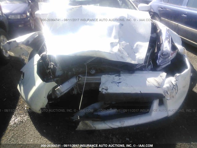 JN1AZ44E89M402560 - 2009 NISSAN 370Z WHITE photo 6