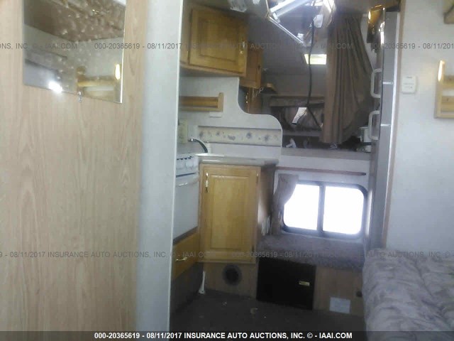 EC80000341 - 2003 EAGLE CAP (CAMPER)  WHITE photo 5