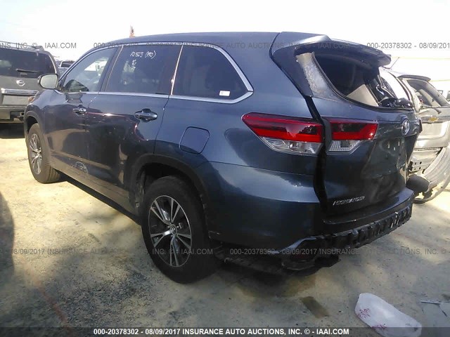 5TDZZRFH1HS199101 - 2017 TOYOTA HIGHLANDER LE/LE PLUS 蓝色 照片 3