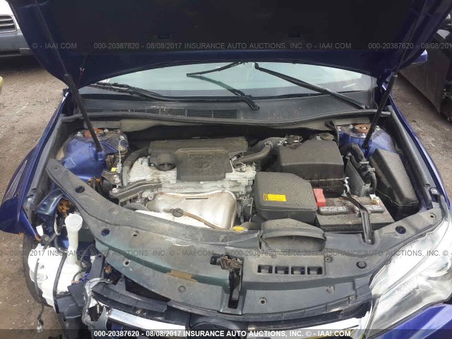 4T1BF1FK6FU901165 - 2015 TOYOTA CAMRY LE/XLE/SE/XSE ლურჯი ფოტო 10