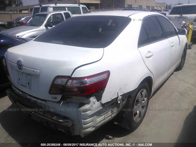 4T1BE46K17U659830 - 2007 TOYOTA CAMRY NEW GENERAT CE/LE/XLE/SE WHITE photo 4