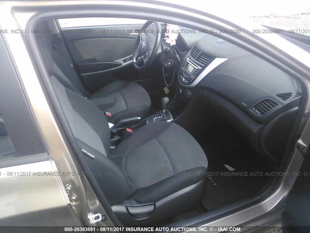 KMHCT5AE3DU082229 - 2013 HYUNDAI ACCENT GLS/GS Champagne photo 5