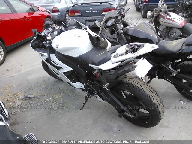 JYARJ16Y0FA009819 - 2015 YAMAHA YZFR6 C WHITE photo 3