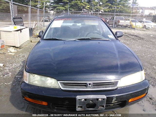 1HGCD5630TA227723 - 1996 HONDA ACCORD LX/EX BLACK photo 6