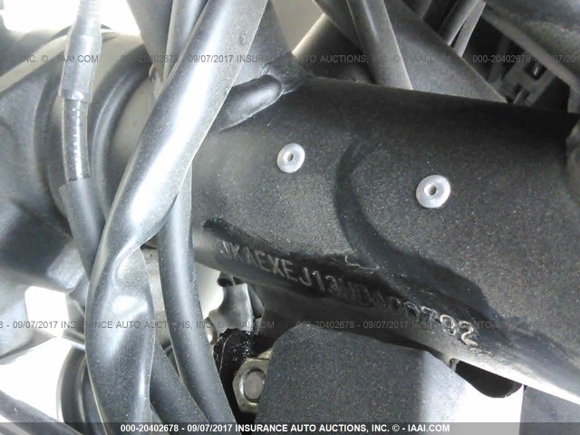 JKAEXEJ13HDA00792 - 2017 KAWASAKI EX650 J შავი ფოტო 10