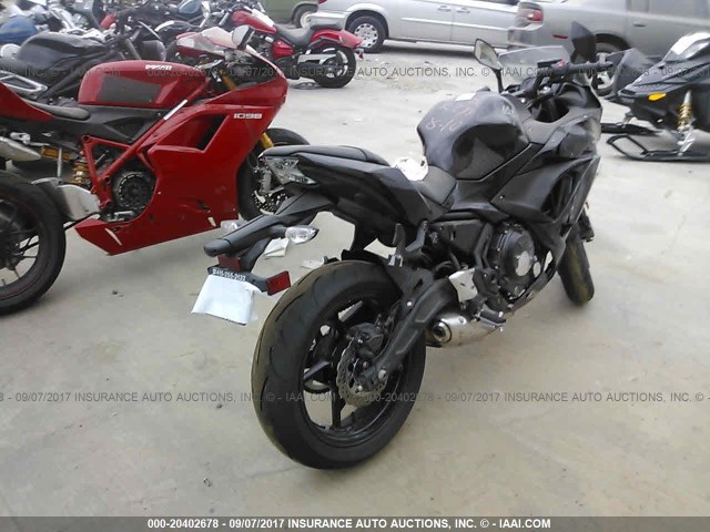 JKAEXEJ13HDA00792 - 2017 KAWASAKI EX650 J შავი ფოტო 4