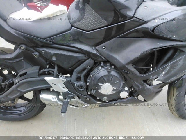 JKAEXEJ13HDA00792 - 2017 KAWASAKI EX650 J BLACK photo 8