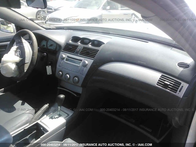 4T1CE38P36U598812 - 2006 TOYOTA CAMRY SOLARA SE/SLE თეთრი ფოტო 5