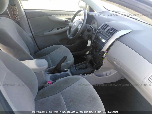 JTDBL40E89J009412 - 2009 TOYOTA COROLLA LE/XLE GRAY photo 5