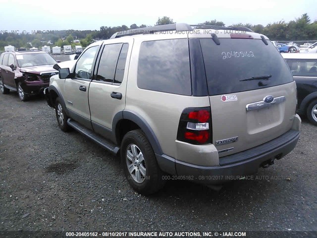 1FMEU73E06UA12043 - 2006 FORD EXPLORER XLT GOLD photo 3