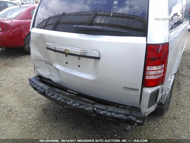2A8HR54P58R773862 - 2008 CHRYSLER TOWN & COUNTRY TOURING SILVER photo 6