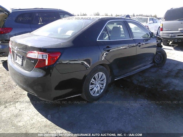 4T1BF1FK3EU407652 - 2014 TOYOTA CAMRY L/SE/LE/XLE BLACK photo 4