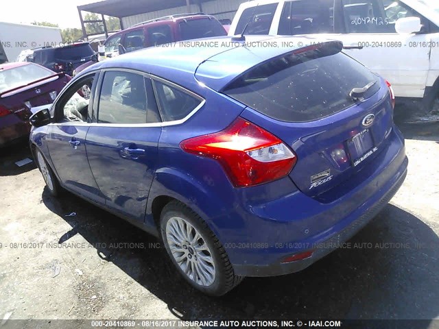 1FAHP3N28CL329127 - 2012 FORD FOCUS TITANIUM BLUE photo 3