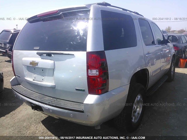 1GNSKBE07BR136512 - 2011 CHEVROLET TAHOE K1500 LT SILVER photo 4