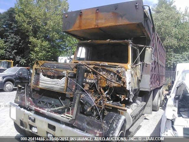 1FDZA90W2JVA13281 - 1988 FORD LTL9000 LTL9000 MAROON photo 2