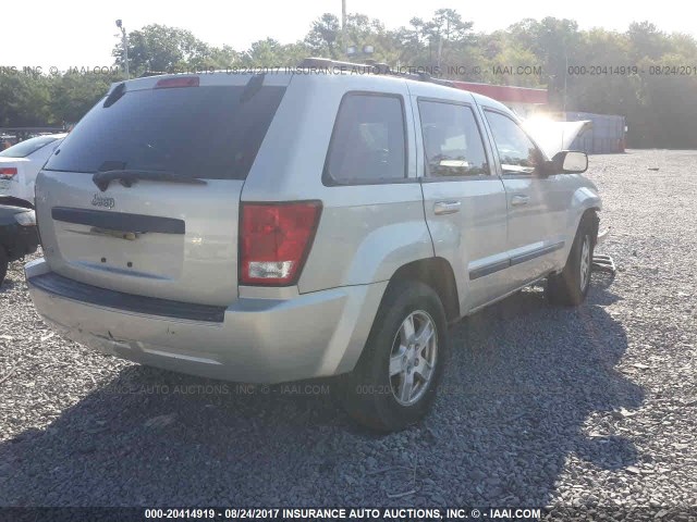 1J8GR48K67C677654 - 2007 JEEP GRAND CHEROKEE LAREDO/COLUMBIA/FREEDOM GRAY photo 4