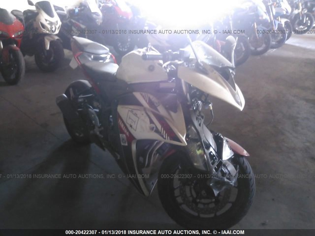 MH3RH06Y2GK010204 - 2016 YAMAHA YZFR3 WHITE photo 1