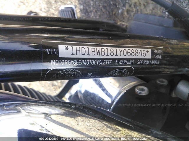 1HD1BWB181Y068846 - 2001 HARLEY-DAVIDSON FLSTCI BLACK photo 10