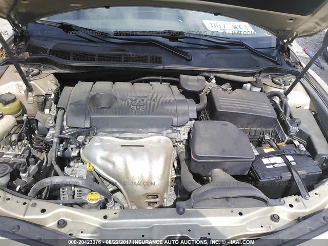 4T1BF3EK1BU702077 - 2011 TOYOTA CAMRY SE/LE/XLE GOLD photo 10