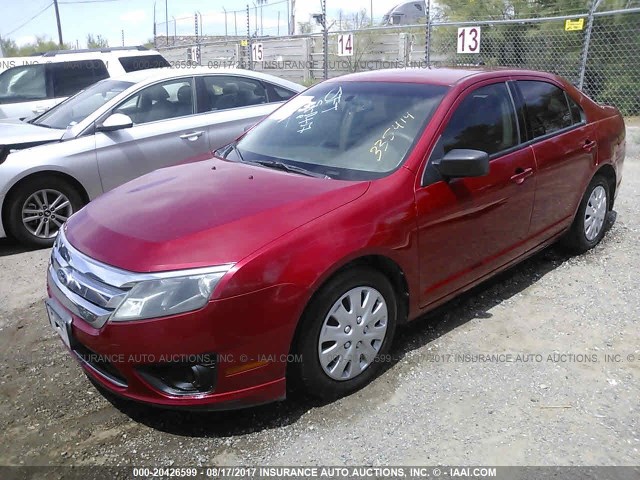 3FAHP0GA6AR335414 - 2010 FORD FUSION S RED photo 2