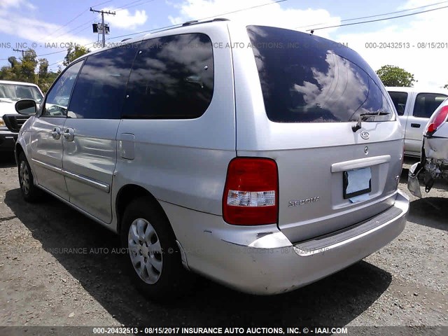 KNDUP132X56695804 - 2005 KIA SEDONA EX/LX SILVER photo 3