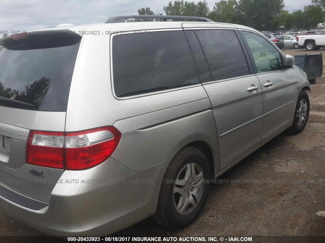 5FNRL38737B402298 - 2007 HONDA ODYSSEY EXL SILVER photo 4