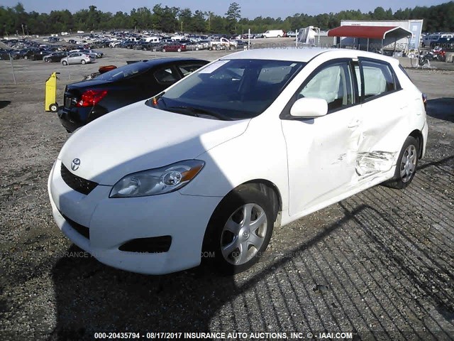 2T1KU4EE7AC214502 - 2010 TOYOTA COROLLA MATRIX  WHITE photo 2