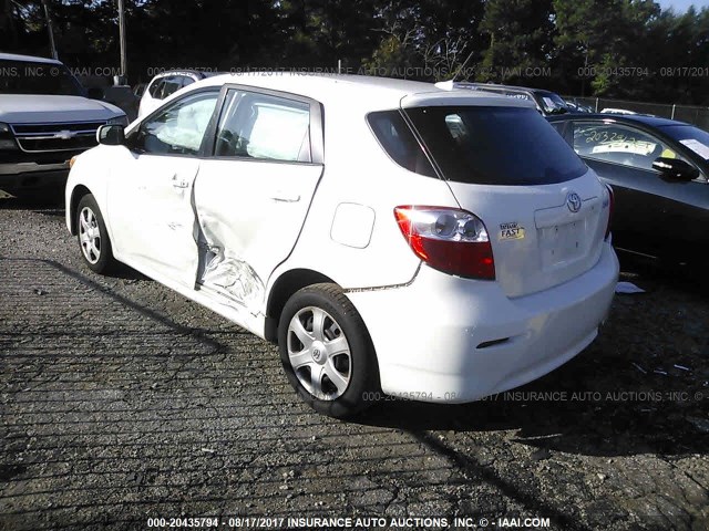 2T1KU4EE7AC214502 - 2010 TOYOTA COROLLA MATRIX  WHITE photo 3
