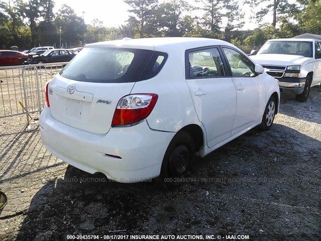 2T1KU4EE7AC214502 - 2010 TOYOTA COROLLA MATRIX  WHITE photo 4
