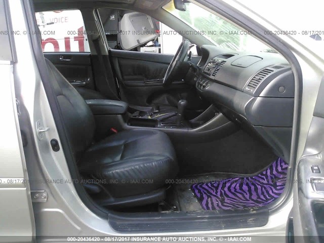 4T1BF32K63U050675 - 2003 TOYOTA CAMRY LE/XLE/SE Gümüş foto 5