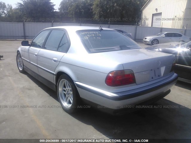 WBAGG8346YDN77219 - 2000 BMW 740 I AUTOMATIC SILVER photo 3