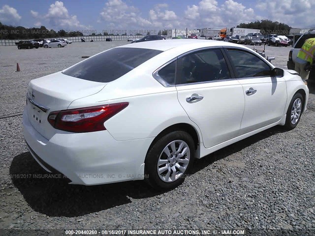 1N4AL3AP6GC274973 - 2016 NISSAN ALTIMA 2.5/S/SV/SL/SR WHITE photo 4