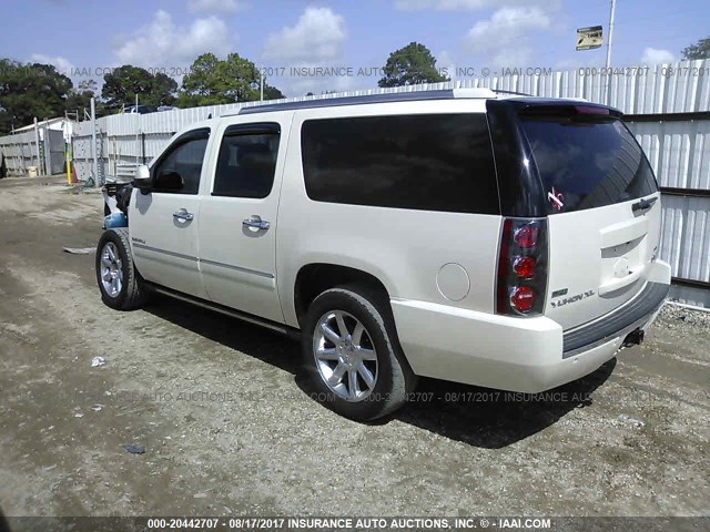 1GKS1MEFXCR120645 - 2012 GMC YUKON XL DENALI WHITE photo 3