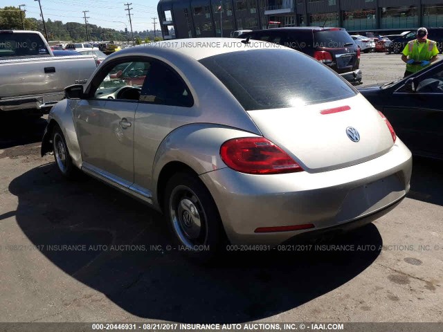 3VWHP7AT2CM653007 - 2012 VOLKSWAGEN BEETLE TAN photo 3