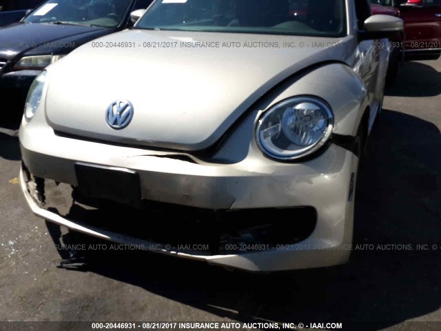 3VWHP7AT2CM653007 - 2012 VOLKSWAGEN BEETLE TAN photo 6