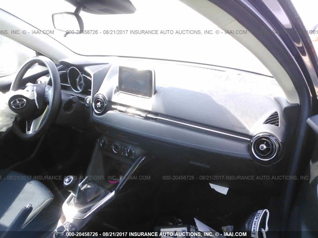 3MYDLBZV5GY123944 - 2016 TOYOTA SCION IA BLACK photo 5