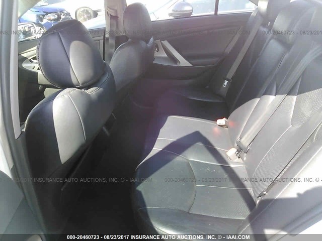 4T1BF3EK1BU721891 - 2011 TOYOTA CAMRY SE/LE/XLE WHITE photo 8