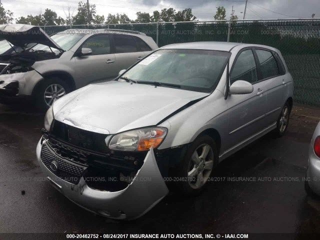 KNAFE161375001106 - 2007 KIA SPECTRA5 SX SILVER photo 2