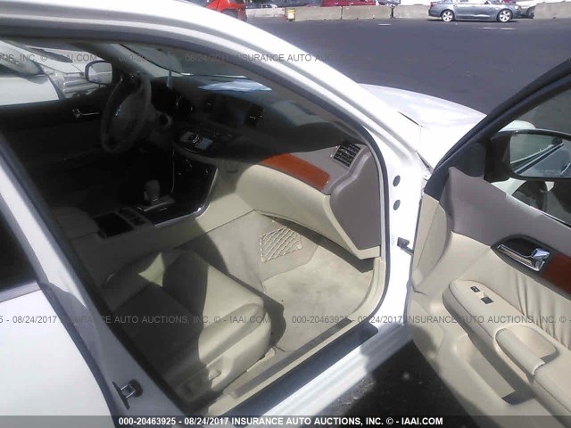 JNKAY01F57M463009 - 2007 INFINITI M35 SPORT WHITE photo 5