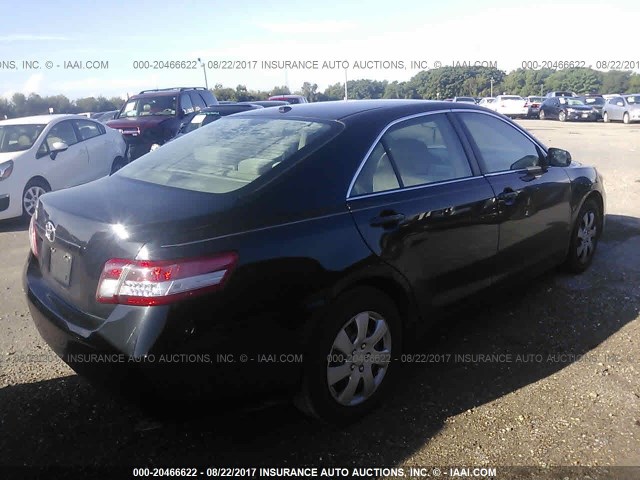 4T1BF3EK5BU157856 - 2011 TOYOTA CAMRY SE/LE/XLE Черный фото 4