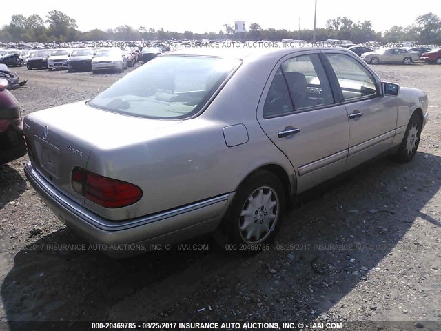 WDBJF82F6WX005026 - 1998 MERCEDES-BENZ E 320 4MATIC TAN photo 4