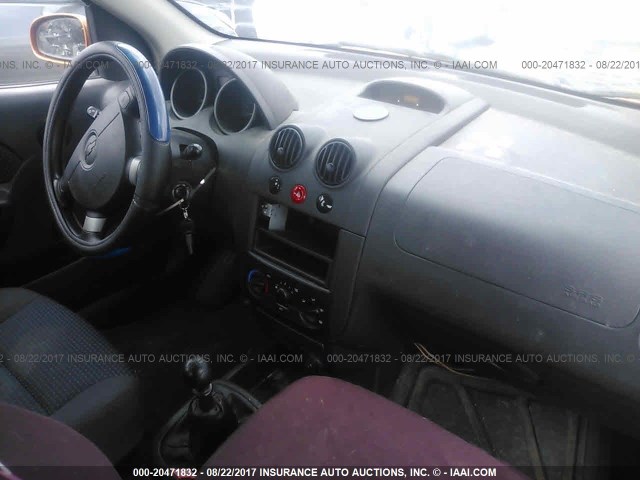 KL1TD56676B585495 - 2006 CHEVROLET AVEO LS ORANGE photo 5